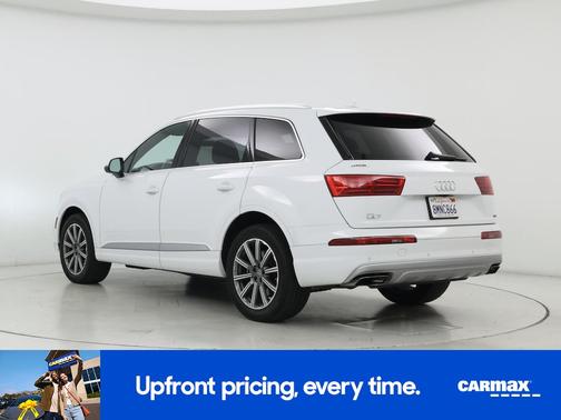 White 2019 Audi Q7 Premium Plus