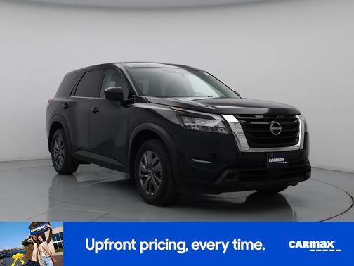 2024 Nissan Pathfinder S