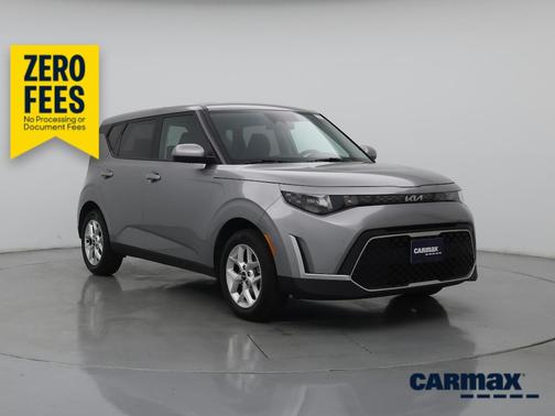 Silver 2025 Kia Soul LX