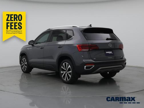 Gray 2022 Volkswagen Taos SE