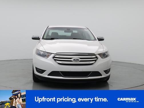 White 2015 Ford Taurus Limited