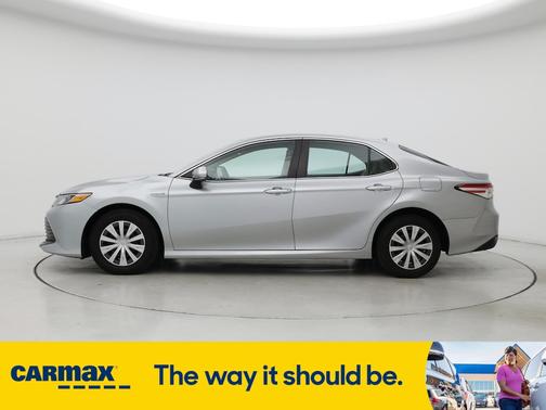 2019 Toyota Camry Hybrid LE