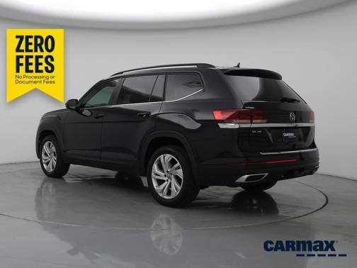 Black 2022 Volkswagen Atlas SE w/Tech