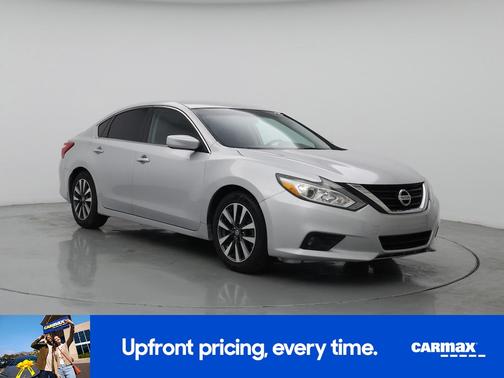 2017 Nissan Altima SV