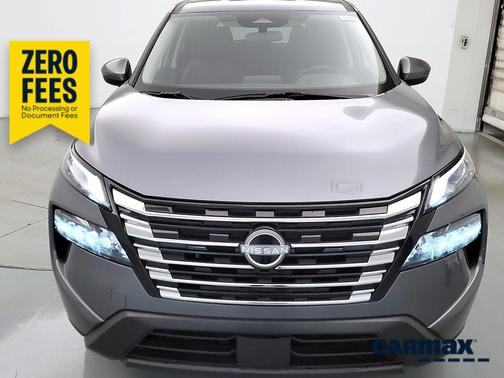Gold 2025 Nissan Rogue SV