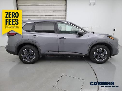 Gold 2025 Nissan Rogue SV