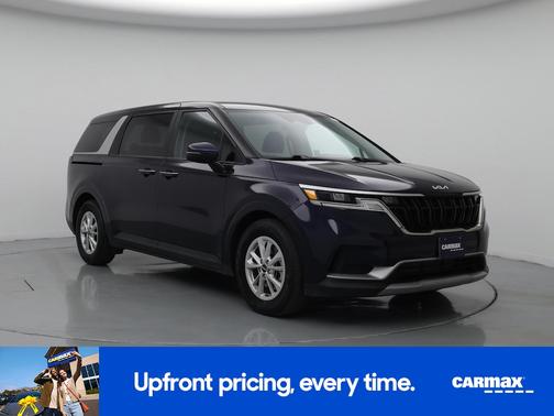 2024 Kia Carnival LX Seat Package