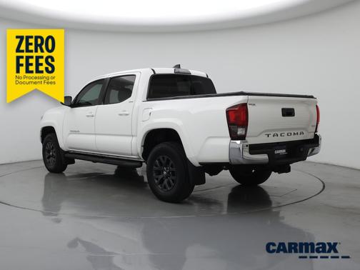 White 2021 Toyota Tacoma SR5