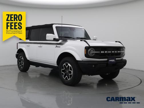 White 2022 Ford Bronco Outer Banks