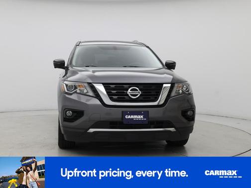 2017 Nissan Pathfinder Platinum