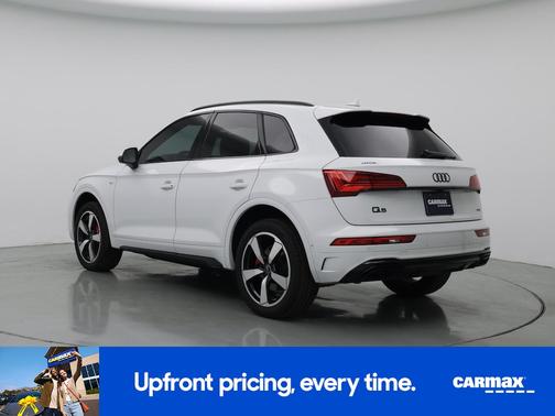 White 2024 Audi Q5 S-Line Prestige