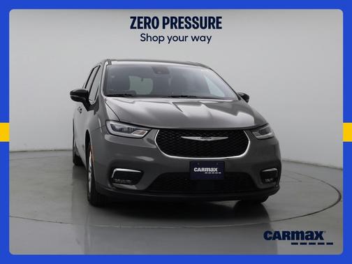 Gray 2025 Chrysler Pacifica Select