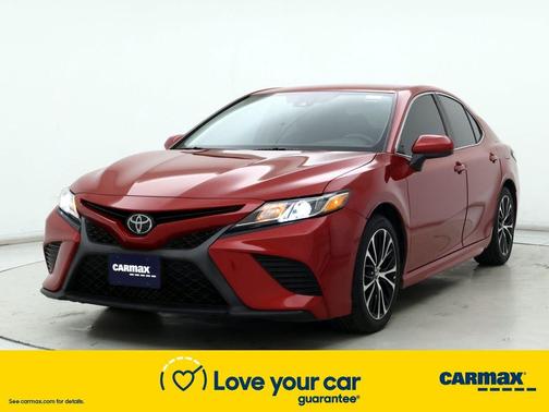 Photo 4 of 25 of 2019 Toyota Camry SE