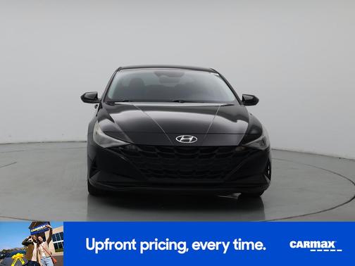 Black 2023 Hyundai ELANTRA SE