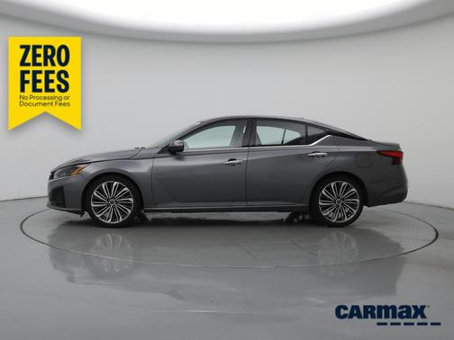 Gray 2023 Nissan Altima SL