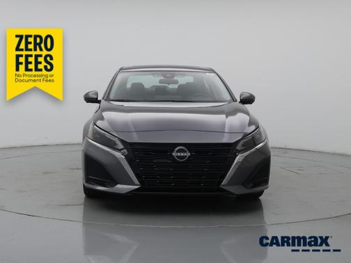 Gray 2023 Nissan Altima SL