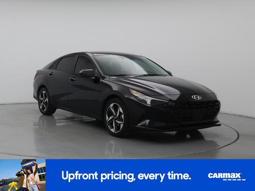 Black 2023 Hyundai ELANTRA SEL