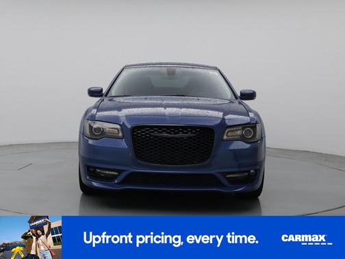 2022 Chrysler 300 Touring L