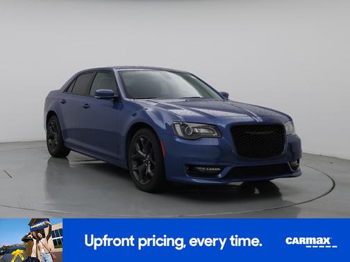 2022 Chrysler 300 Touring L