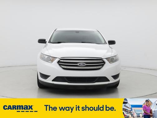 2013 Ford Taurus SE