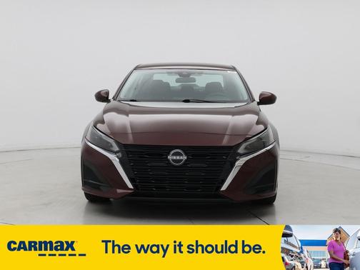 2023 Nissan Altima SV