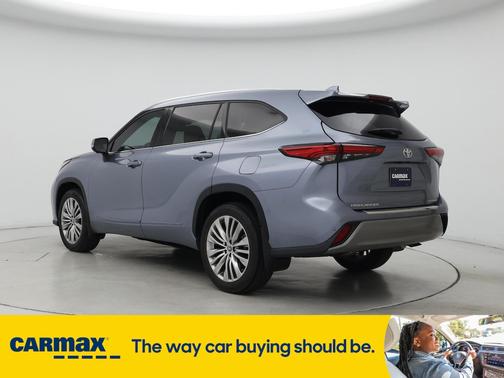 2023 Toyota Highlander Platinum