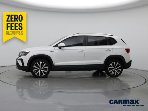 White 2022 Volkswagen Taos SE
