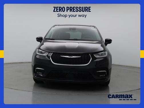 Black 2023 Chrysler Pacifica Touring L
