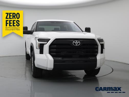 White 2025 Toyota Tundra SR5