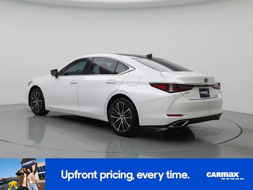 White 2025 Lexus ES 350
