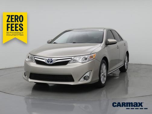Gold 2014 Toyota Camry Hybrid XLE