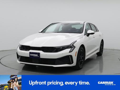 White 2025 Kia K5 LXS