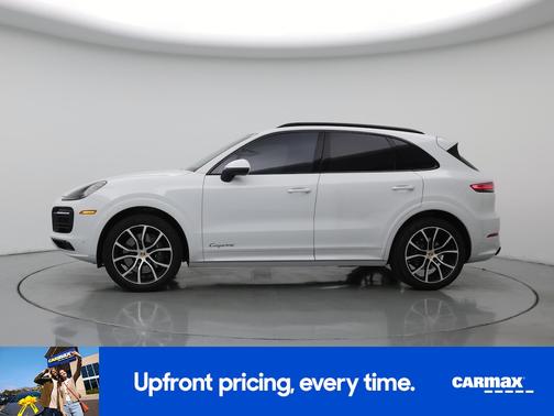 White 2022 Porsche Cayenne Platinum