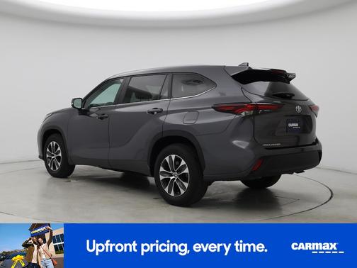 2025 Toyota Highlander XLE