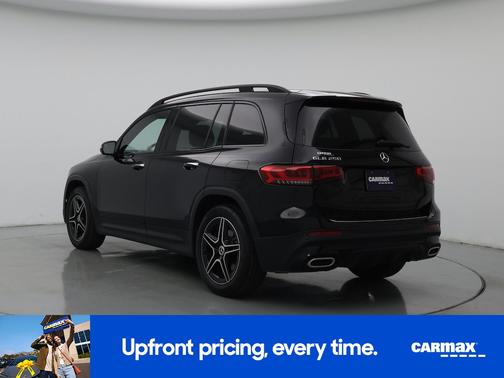 Black 2023 Mercedes-Benz GLB 250