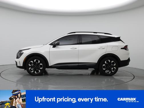 White 2024 Kia Sportage Plug-In Hybrid X-Line Prestige
