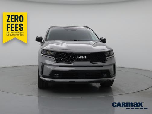 Gray 2022 Kia Sorento SX