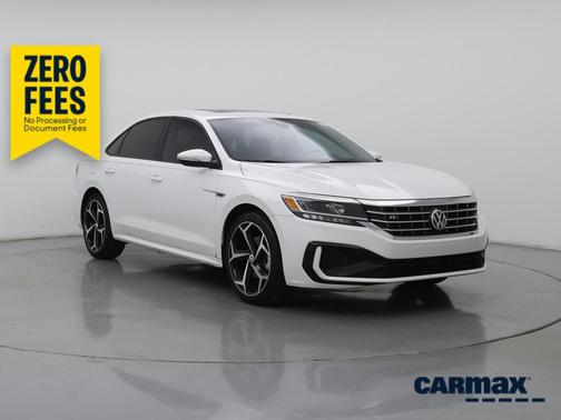 White 2021 Volkswagen Passat R-Line
