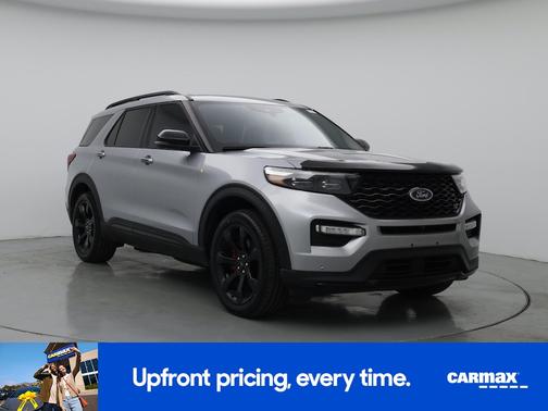 Silver 2022 Ford Explorer ST