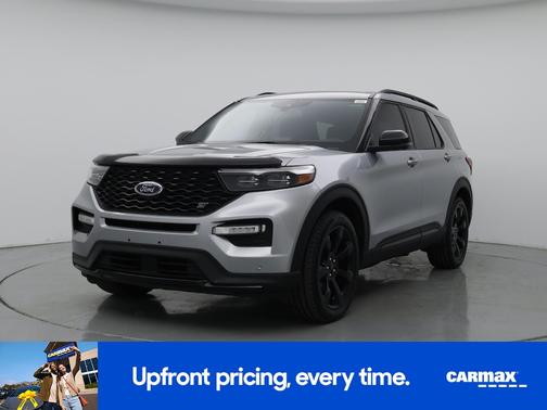 Silver 2022 Ford Explorer ST