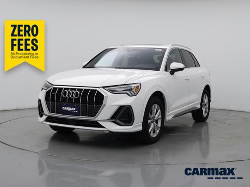 White 2023 Audi Q3 Premium