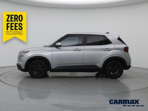 Silver 2021 Hyundai VENUE SE