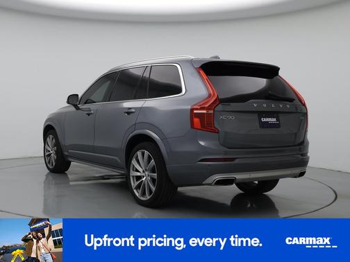 Gray 2020 Volvo XC90 T6 Momentum