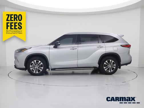 Silver 2021 Toyota Highlander XLE