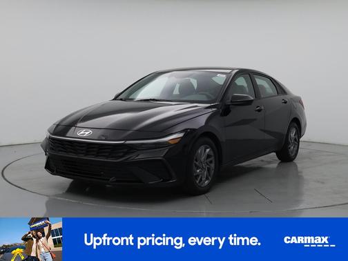 Black 2024 Hyundai ELANTRA SEL