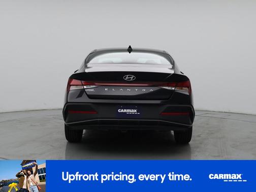 Black 2024 Hyundai ELANTRA SEL