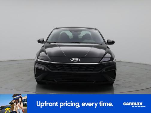Black 2024 Hyundai ELANTRA SEL