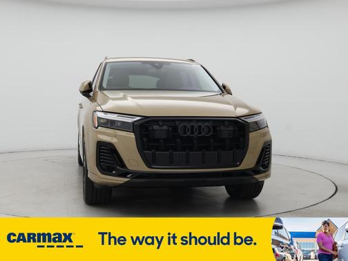 2025 Audi Q7 Premium Plus