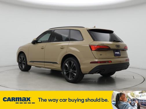 2025 Audi Q7 Premium Plus