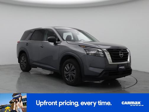 2024 Nissan Pathfinder S